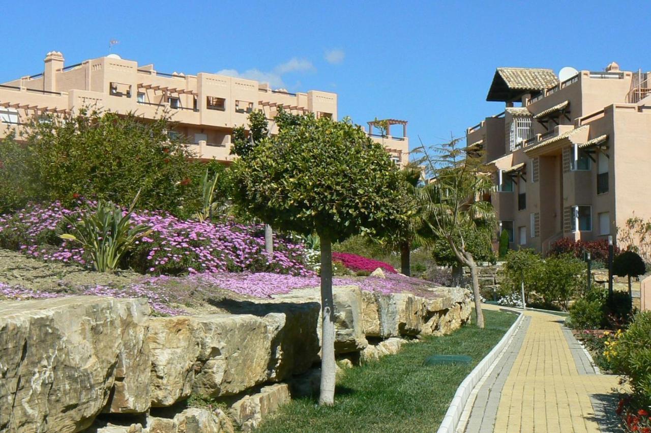 Penthouse With Roof Terrace, Bbq, Pool- And Sea Views Lejlighed Buenas Noches Eksteriør billede