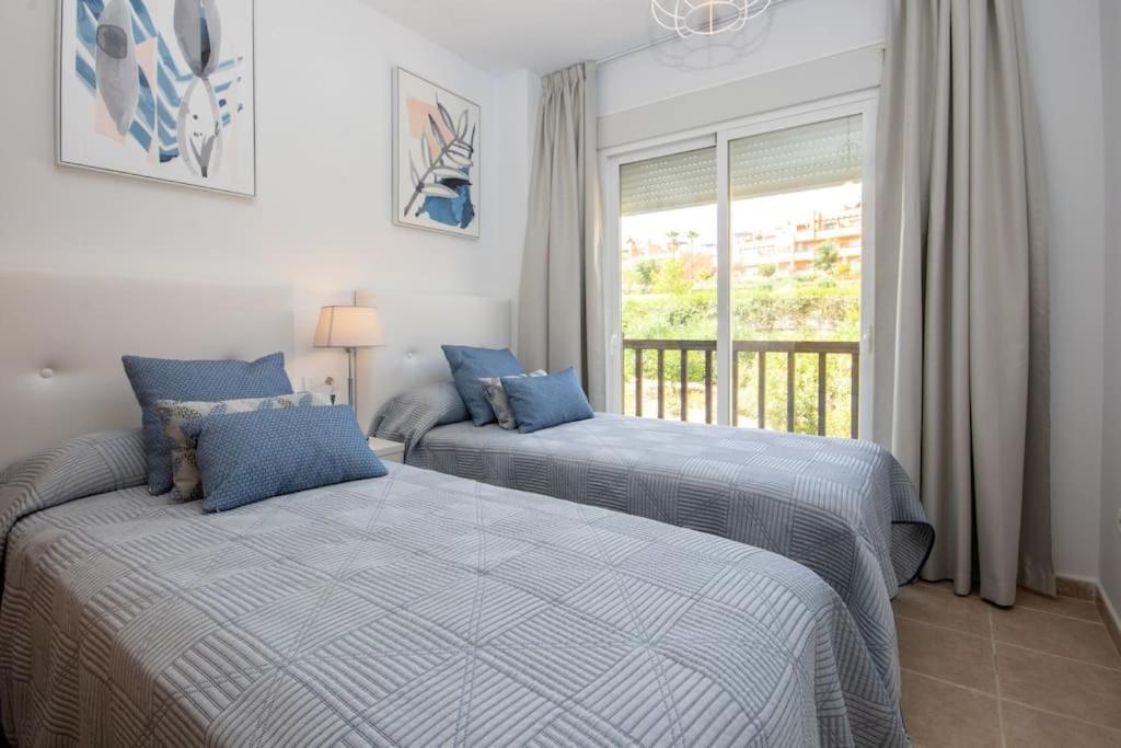 Penthouse With Roof Terrace, Bbq, Pool- And Sea Views Lejlighed Buenas Noches Eksteriør billede