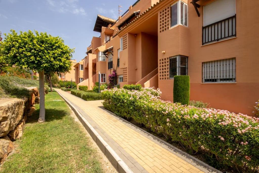 Penthouse With Roof Terrace, Bbq, Pool- And Sea Views Lejlighed Buenas Noches Eksteriør billede